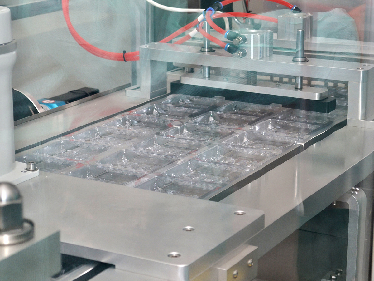 Is it Difficult to De-plasticize Vacuum-formed Trays?