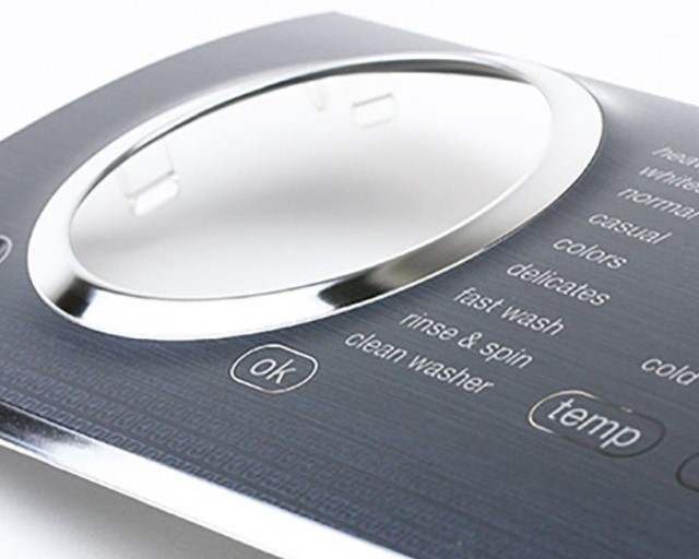 リアルな金属表現